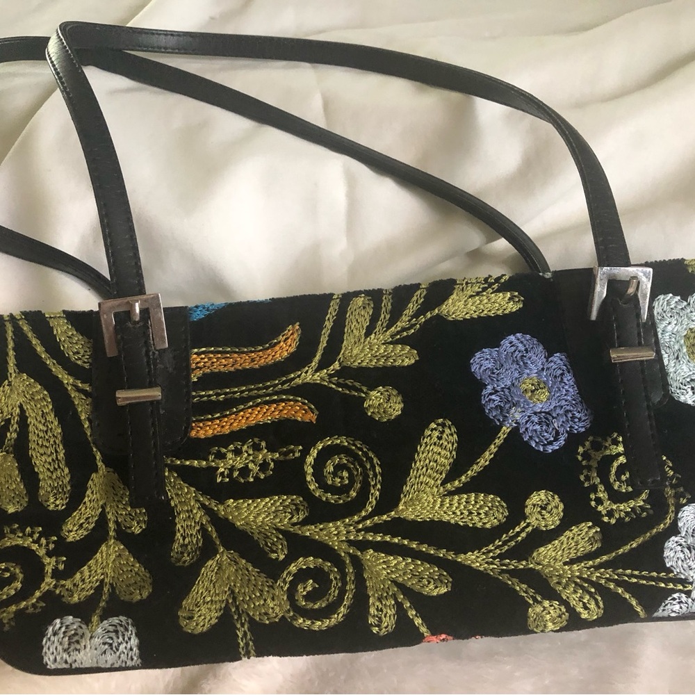 Embroidered Black Floral Women's Bag